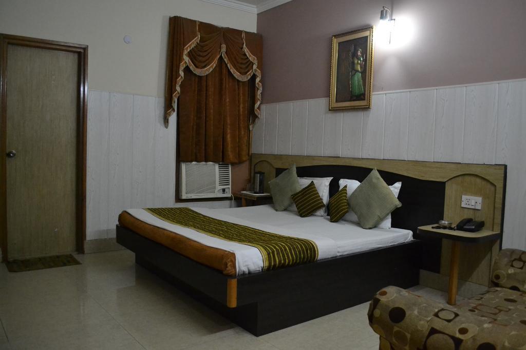 Hotel Atithi International Katra  Habitación foto